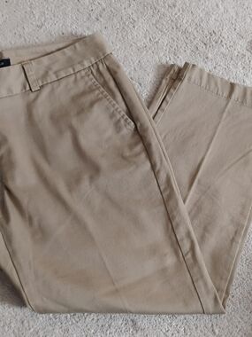Lands' End Women's Cropped Pants in Light Tan